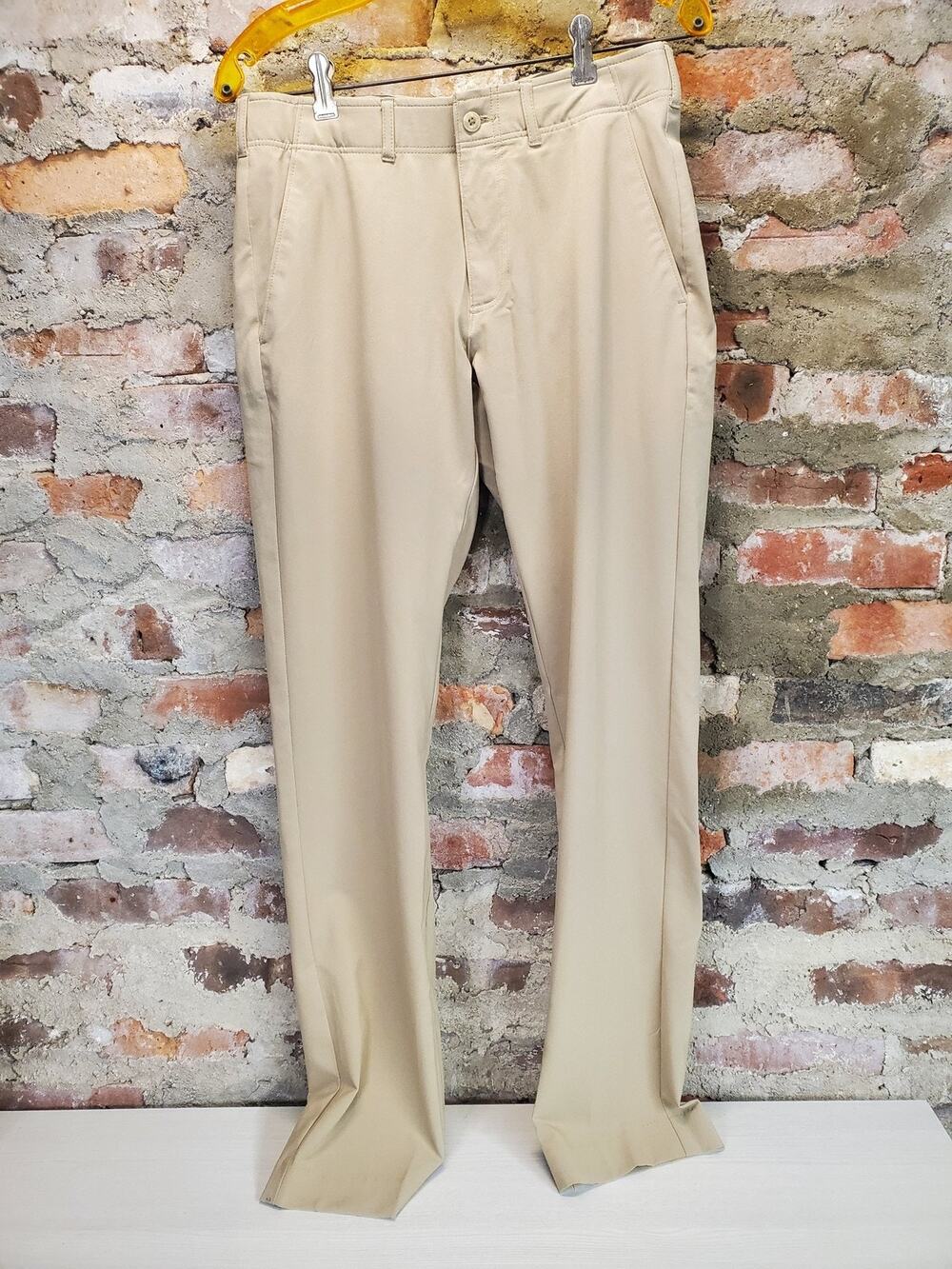 Ben Hogan Mens Golf Pants 30x32 Khaki Performance Stretch Flat Front Chino